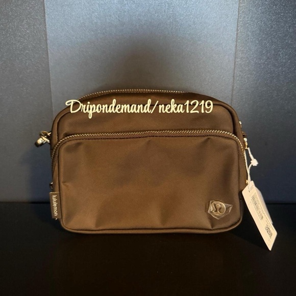 patagonia mojave khaki backpack Hauler Hills color-black-striped Snack Attack removable laptop sleeve keeps Color:Medium Grey/Dark Charcoal